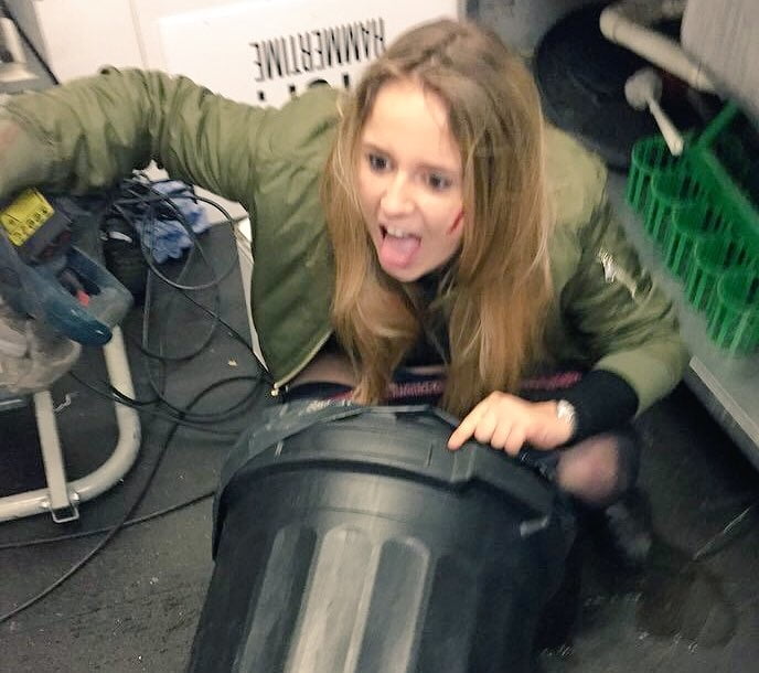 Surprised pee #97367609