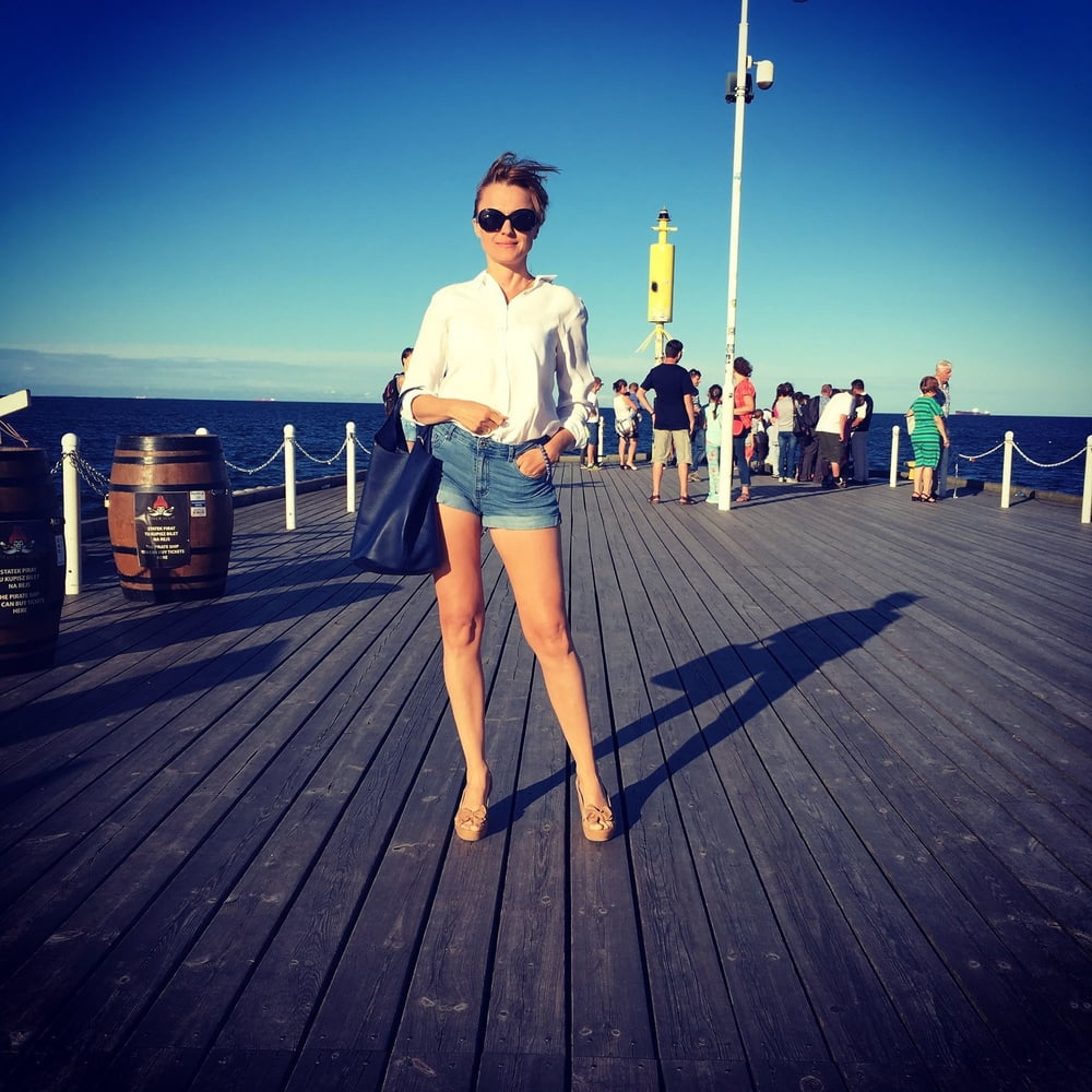 Aleksandra Wozniak Legs and Feets #95038064