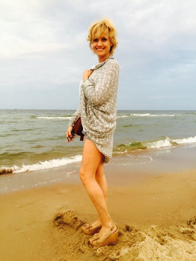 Aleksandra Wozniak Legs and Feets #95038093