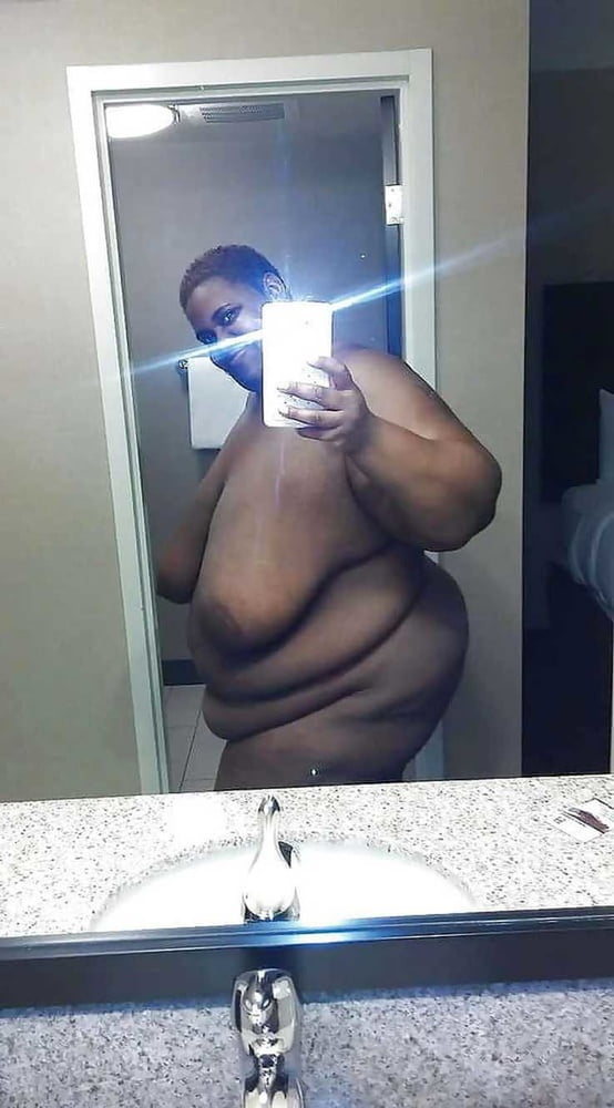 Serie negra 03: de milf a gilf con maduras en medio
 #101708705