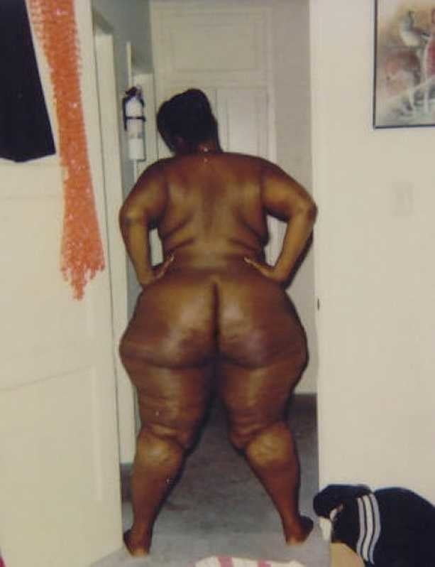 Black Series 03: From MILF to GILF with Matures in between #101710125