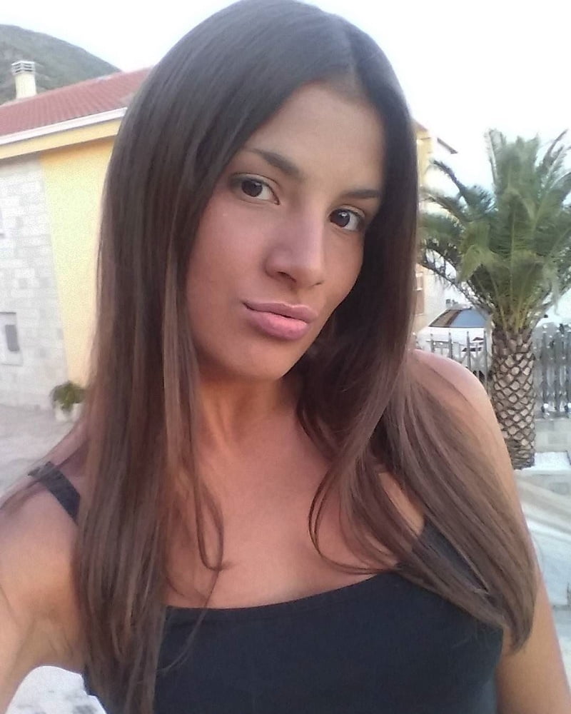 Anja, la ragazza serba sexy
 #94907177