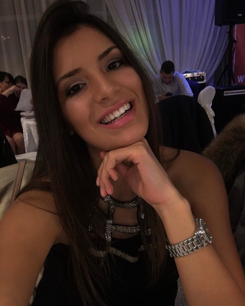Anja, la ragazza serba sexy
 #94907195