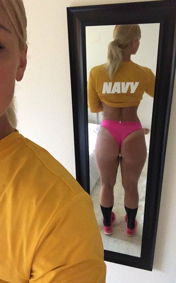 Gun_mamii desnuda #108175326