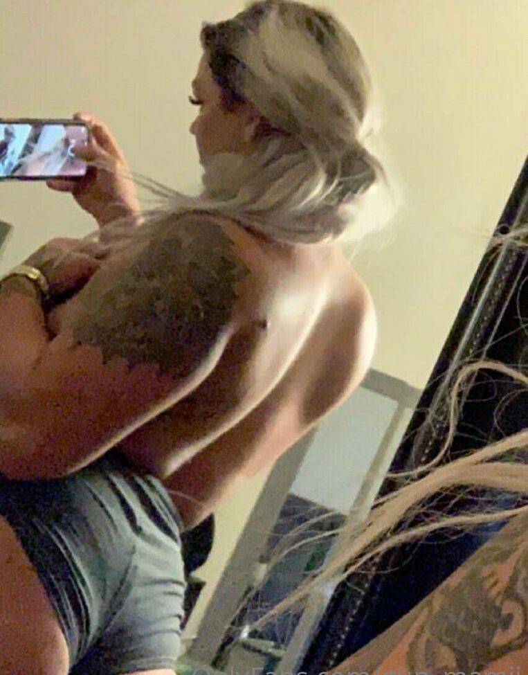 Gun_mamii desnuda #108175365