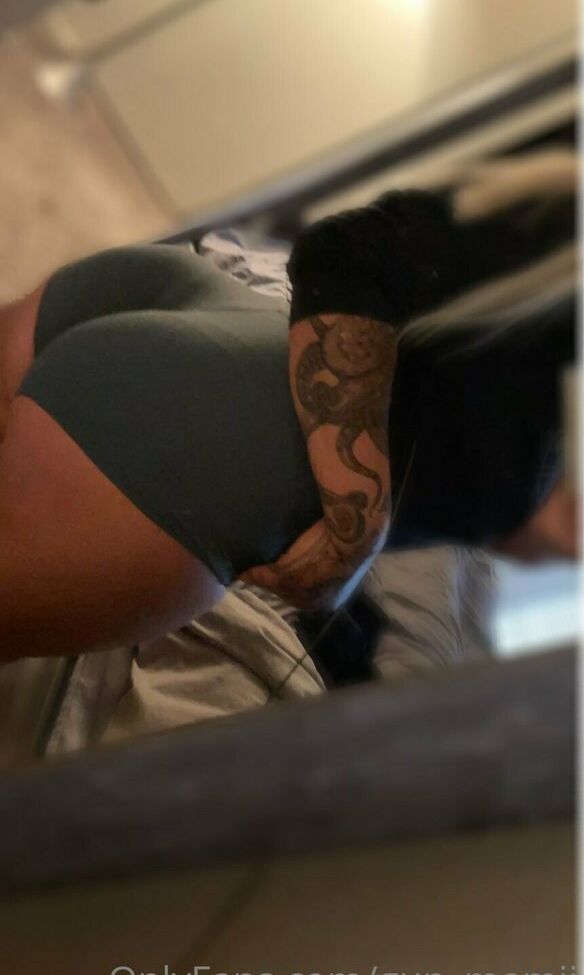 Gun_mamii desnuda #108175369