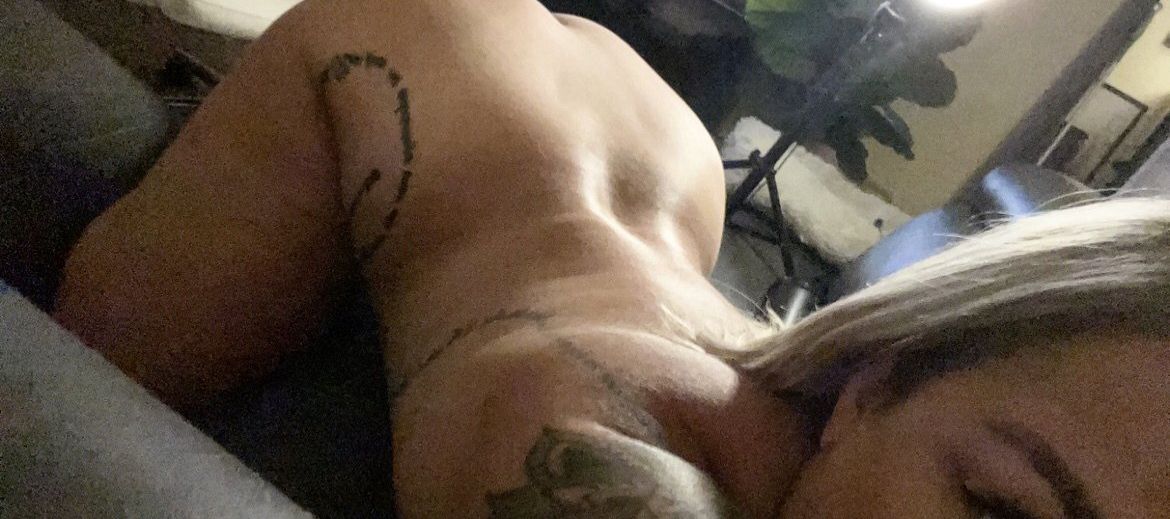 Gun_mamii desnuda #108175418