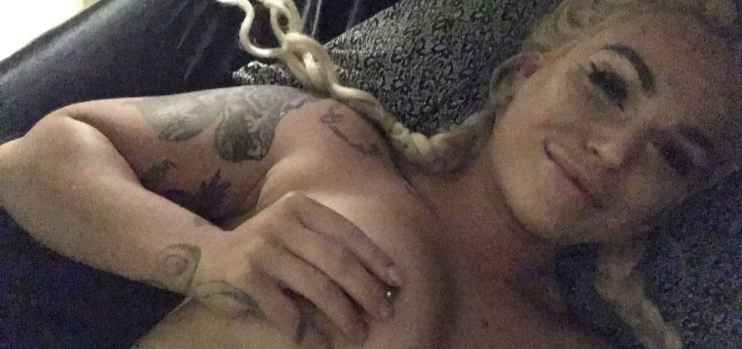 Gun_mamii desnuda #108175446