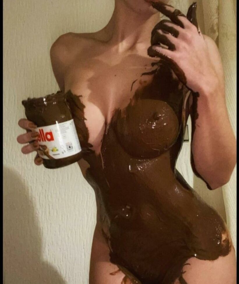 Tina Dakic desnuda #108831705