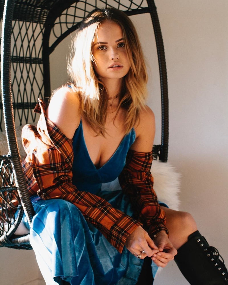 Debby ryan
 #81715799