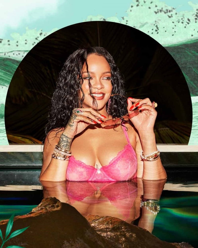 Rihanna
 #91831015