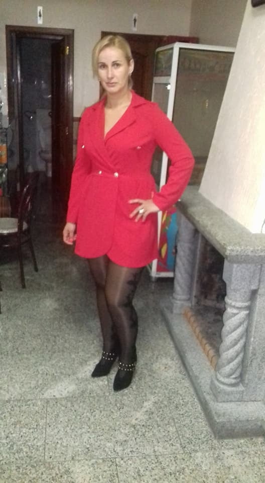 Loira Cavala Rabuda #90960906