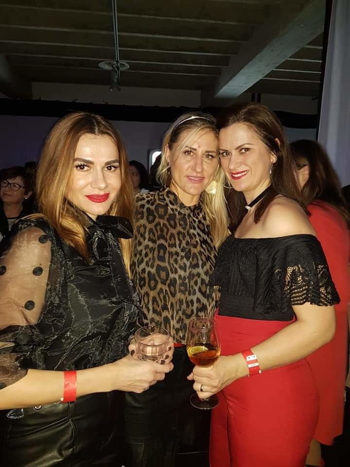 Madura mixta
 #104432702