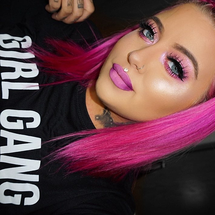 Princesa taya maquillaje fetiche lápiz labial labios rojos
 #105481189