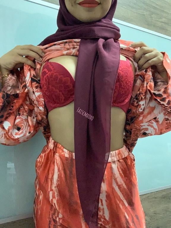 Turbanli hijab arab turkish paki egypt chinese indian malay #88190088