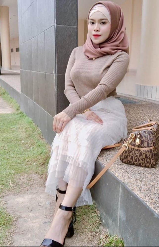 Turbanli hijab arab turkish paki egypt chinese indian malay
 #88190169