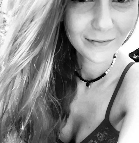 LittleBee desnuda #108323329