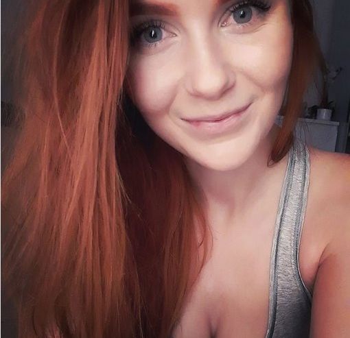 LittleBee desnuda #108323333