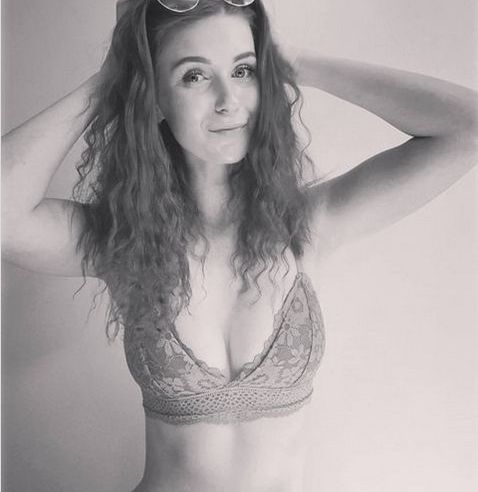 LittleBee desnuda #108323344