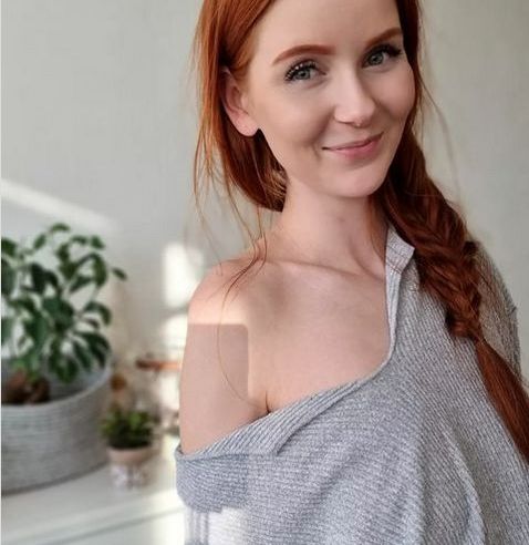 LittleBee desnuda #108323358