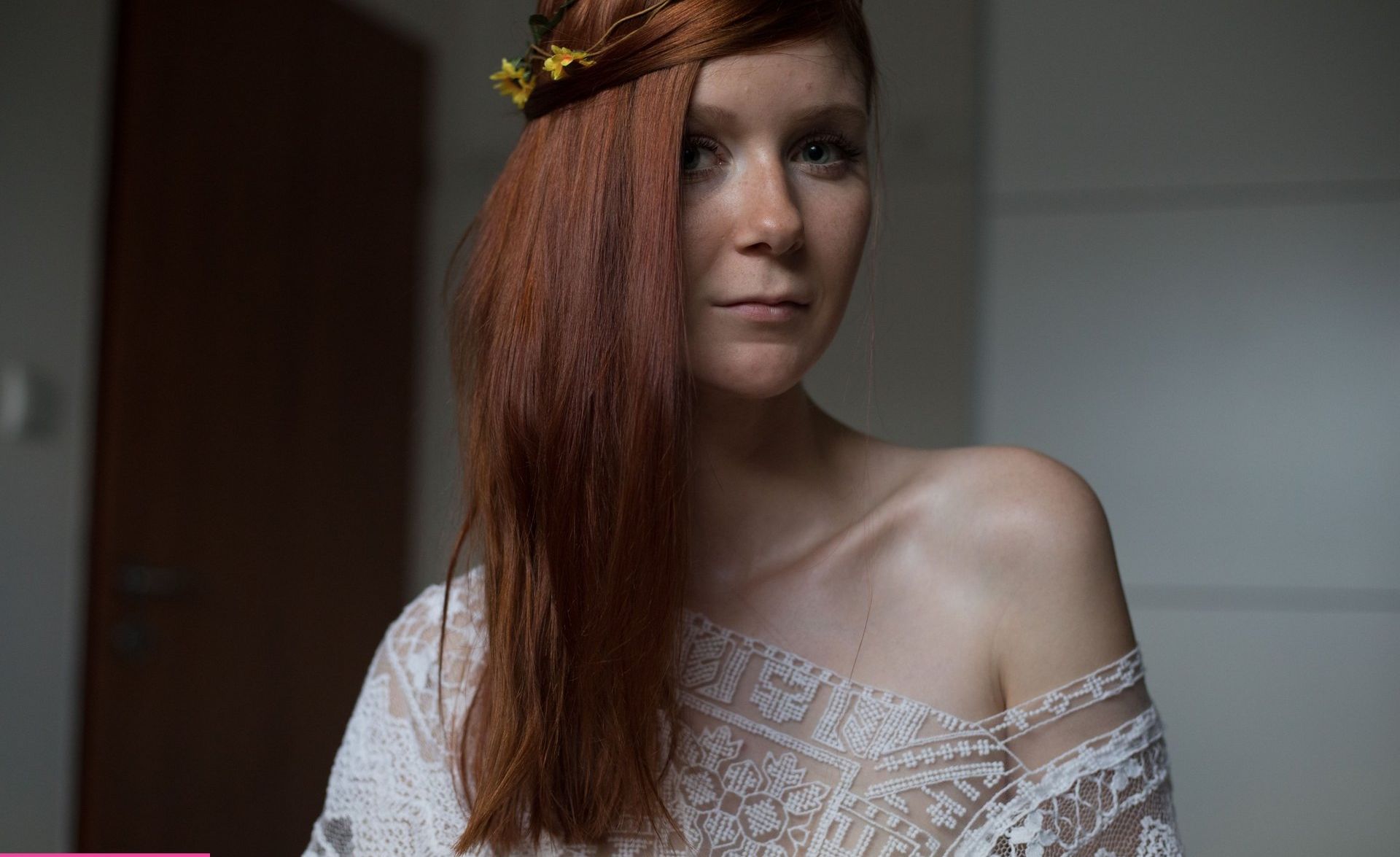 LittleBee desnuda #108323379