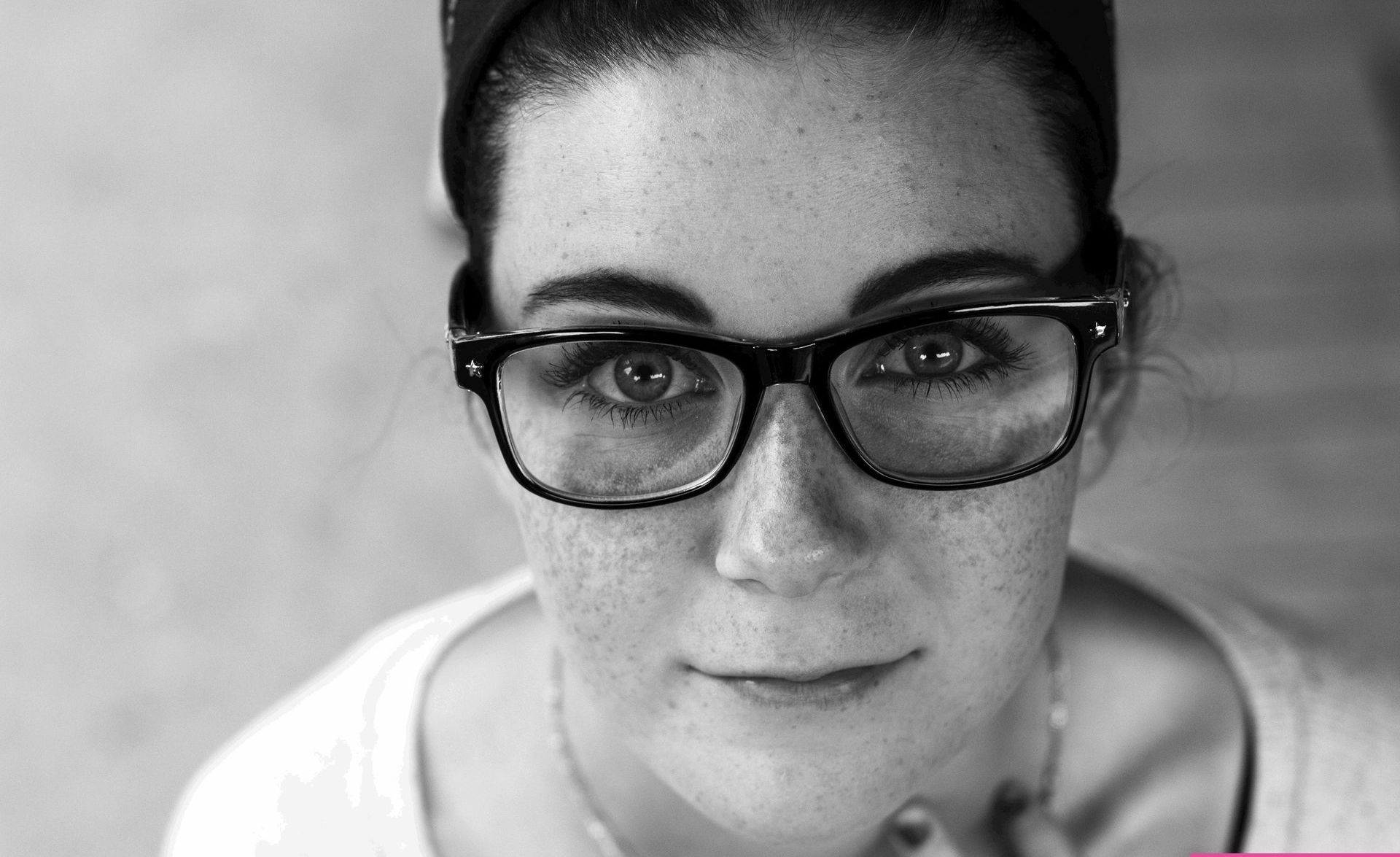 LittleBee desnuda #108323383