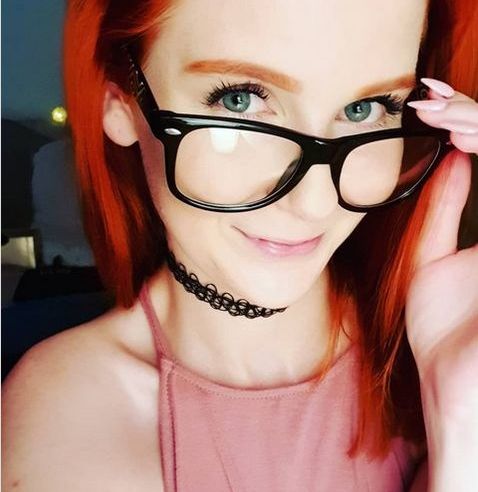 LittleBee desnuda #108323397