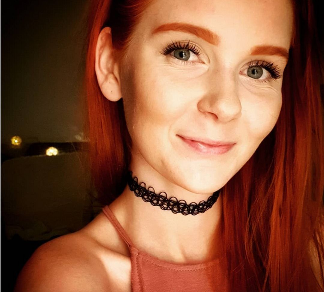 LittleBee desnuda #108323403