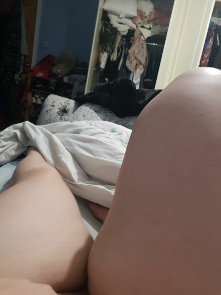 Putas tontas
 #98038248