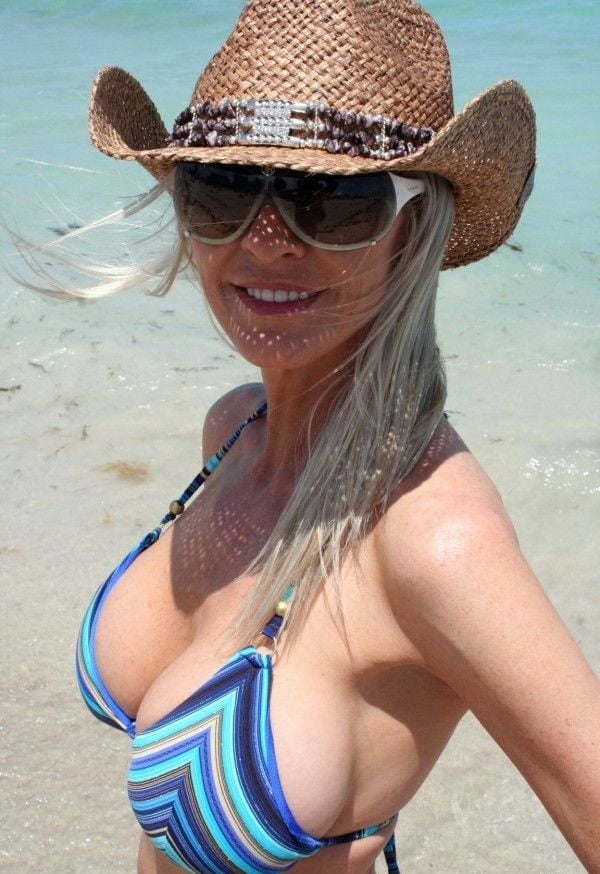 Divertidos juguetes sexuales 15
 #94157328