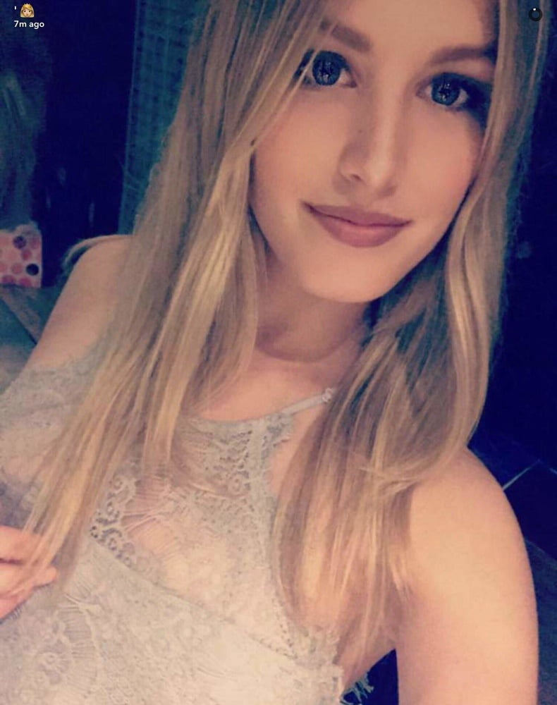 Distracción de bloqueo - eugenie bouchard
 #98275621