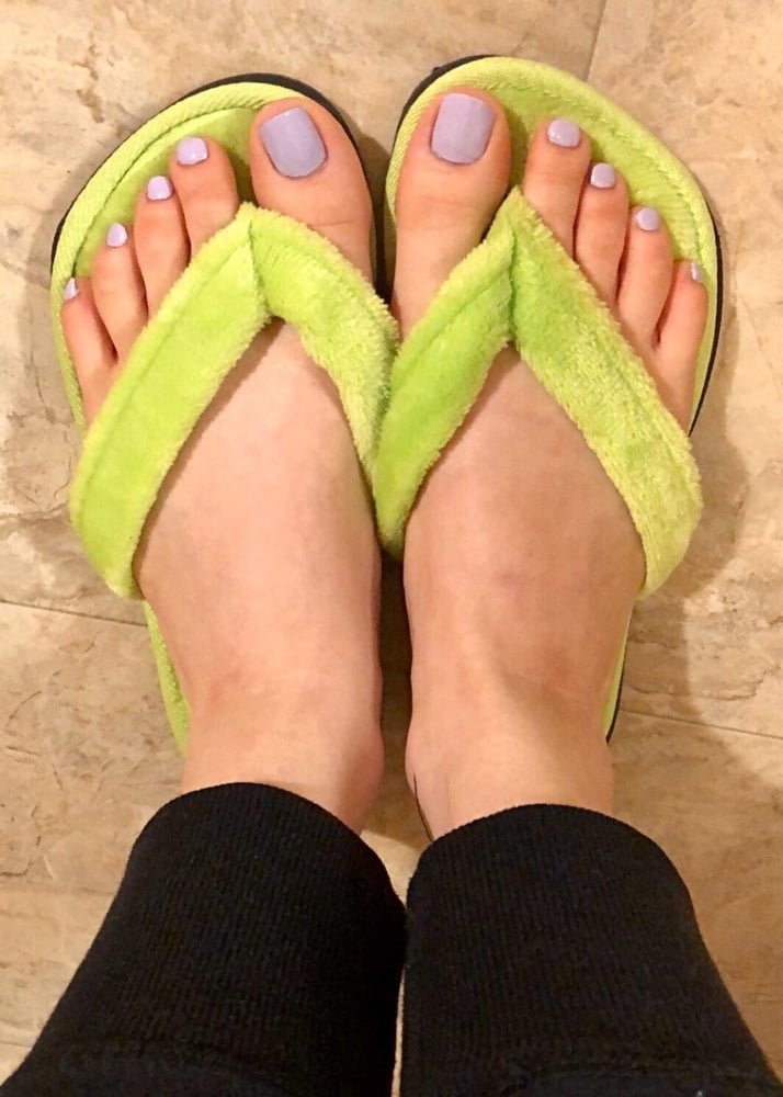 Amateur feet #92686071