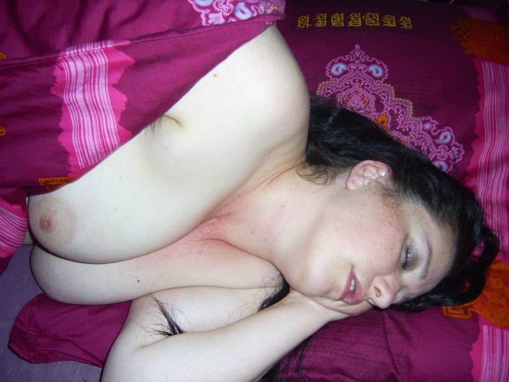 露出した妻たち
 #89526239