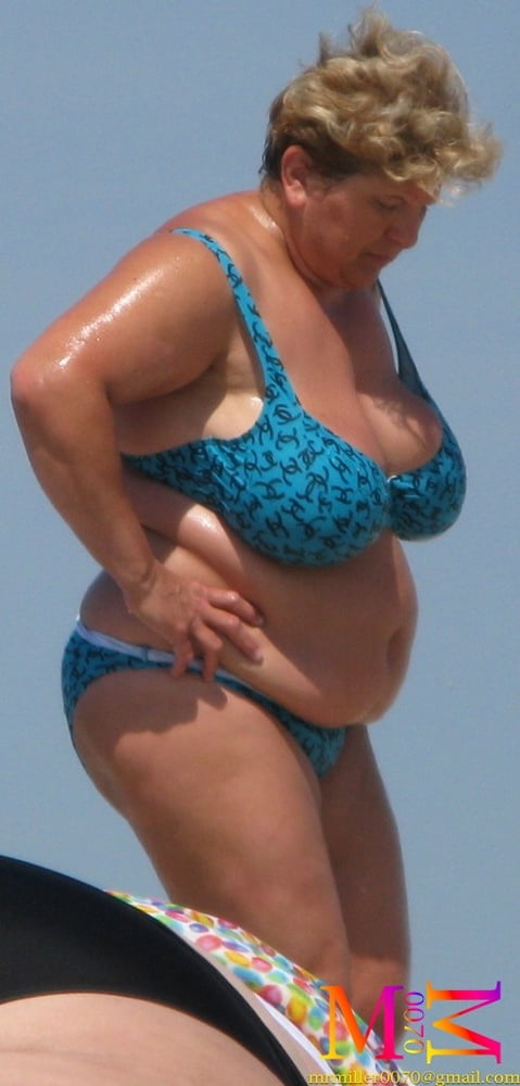 BBW Beach Voyeur (Huge Belly Samples) image