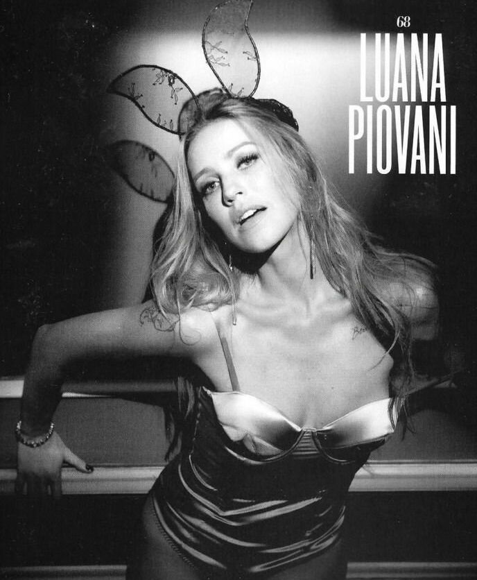 Luana Piovani nackt #109382263
