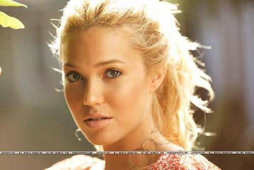 Mandy Moore - Unknown (2006) #82386711