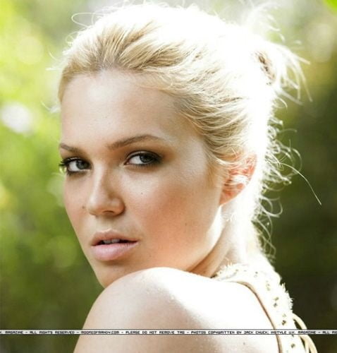 Mandy Moore - Unknown (2006) #82386735