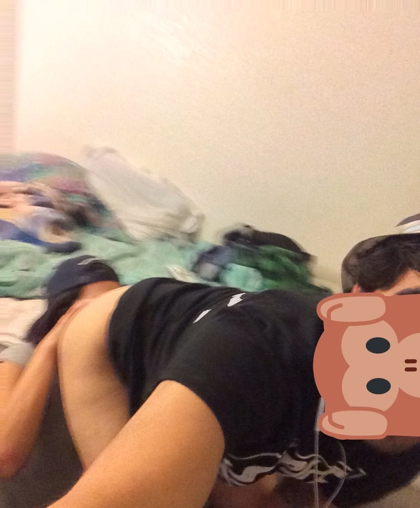 Sub asiático
 #102345796