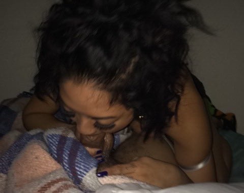 Sub asiático
 #102345887