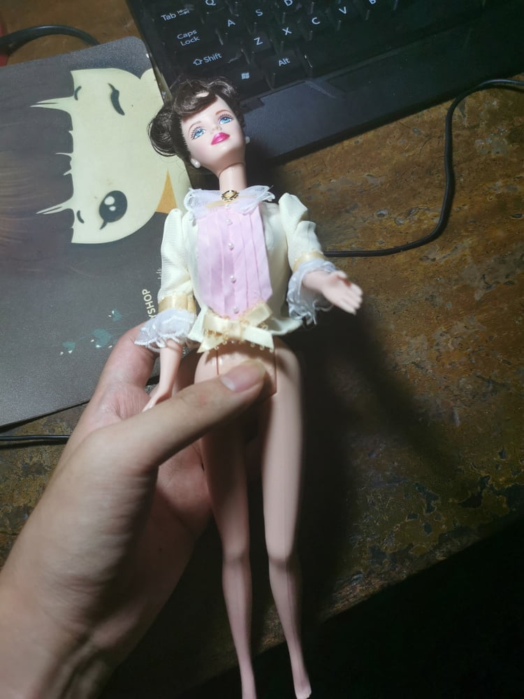 Mi muñeca barbie sexual
 #98707933