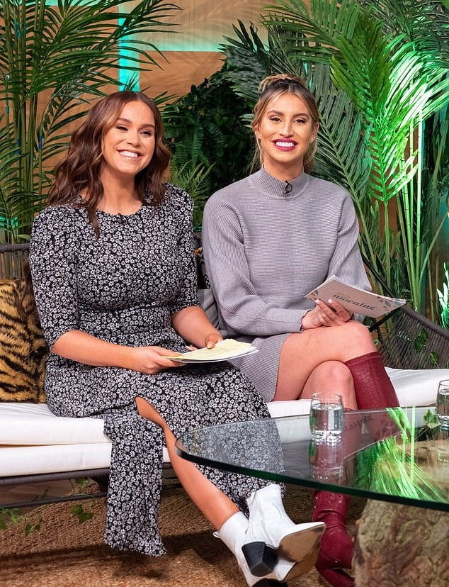 Weibliche Berühmtheit - fearne mccann
 #104018795