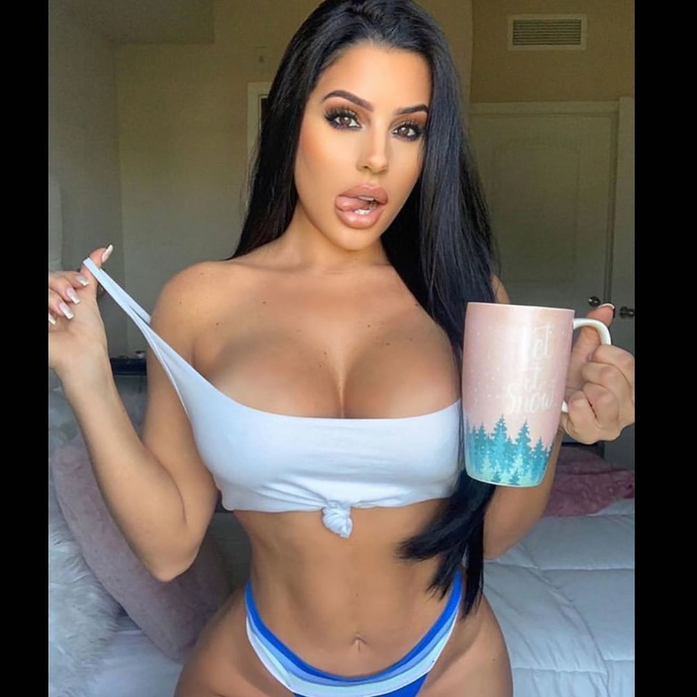 Prostitutas hermosas tetonas y culonas
 #81922738