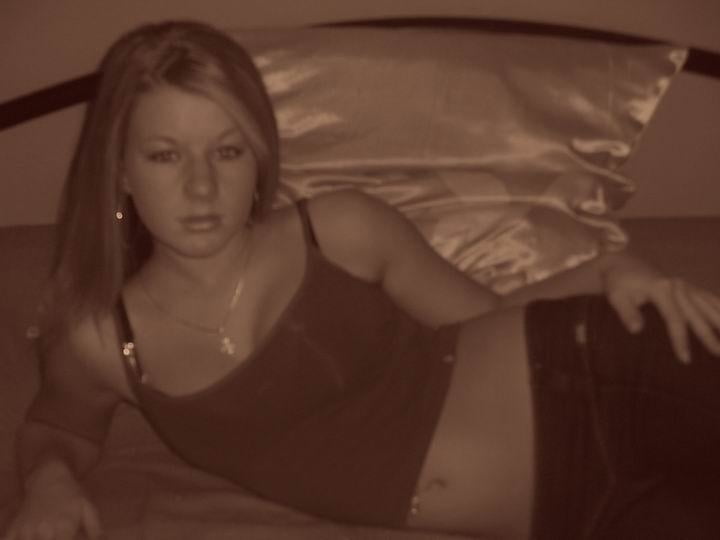 Amateur rubia 74
 #103695107