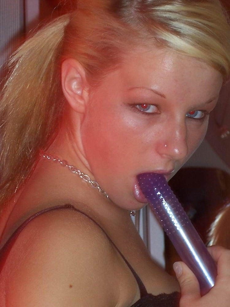 Amateur rubia 74
 #103695109