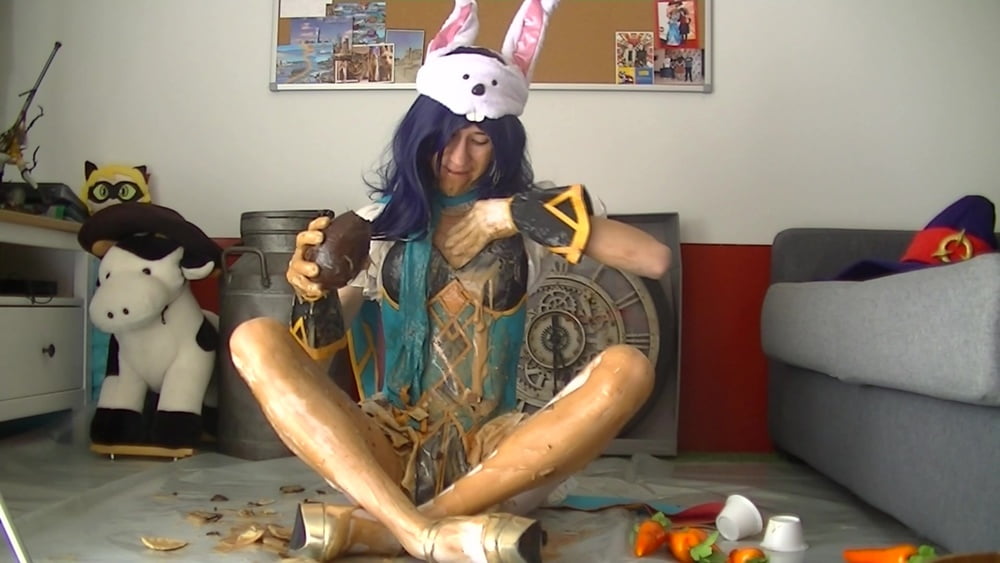 Lucina messy chocolate Easter cosplay trap #107091397