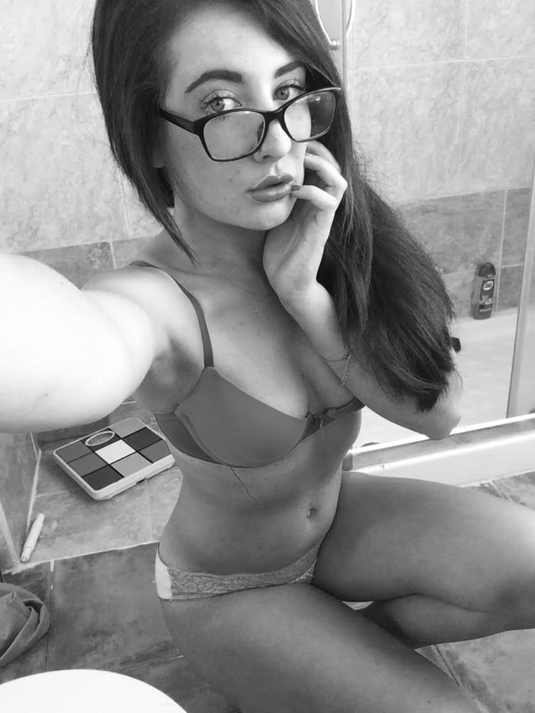Private life of Emily K (England) #102052194