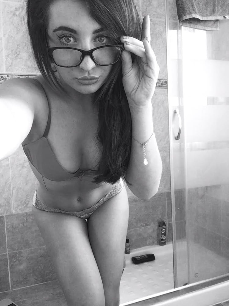 Private life of Emily K (England) #102052206