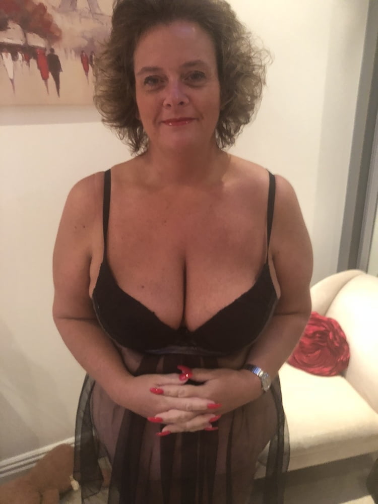 Joanne, sexy UK Chunky MILF Slut #89573097
