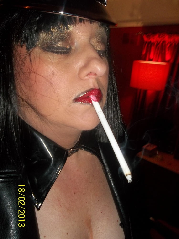 Mistress Time 4052396