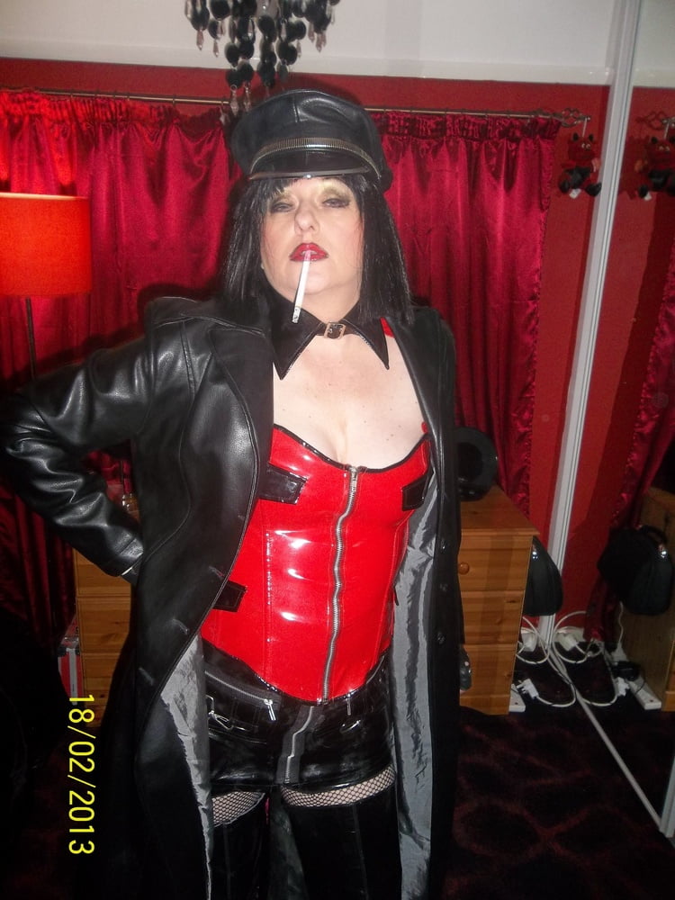 Mistress Time 4052396